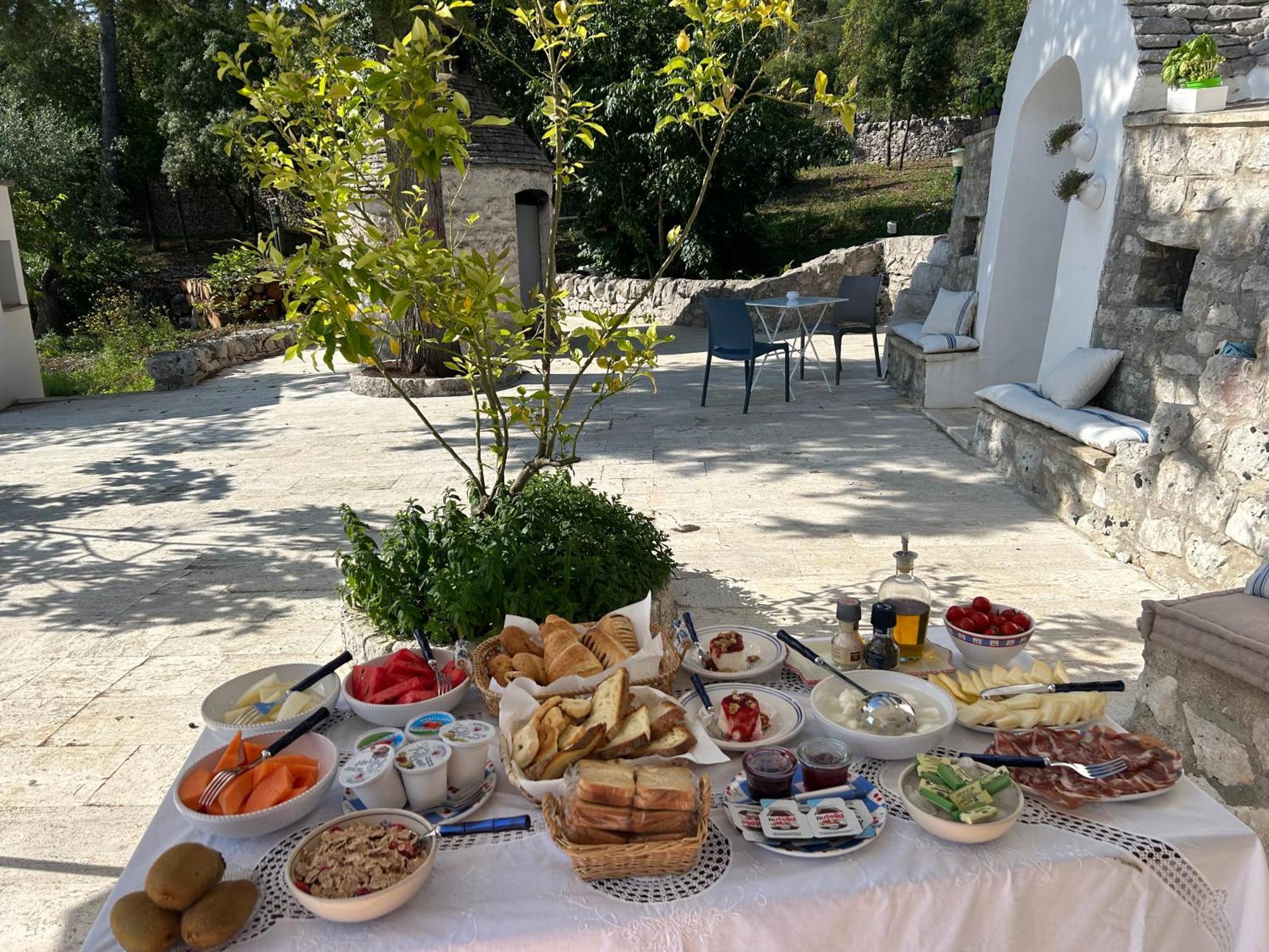 Bed and Breakfast Il Trullo Di Simona Локоротондо Экстерьер фото